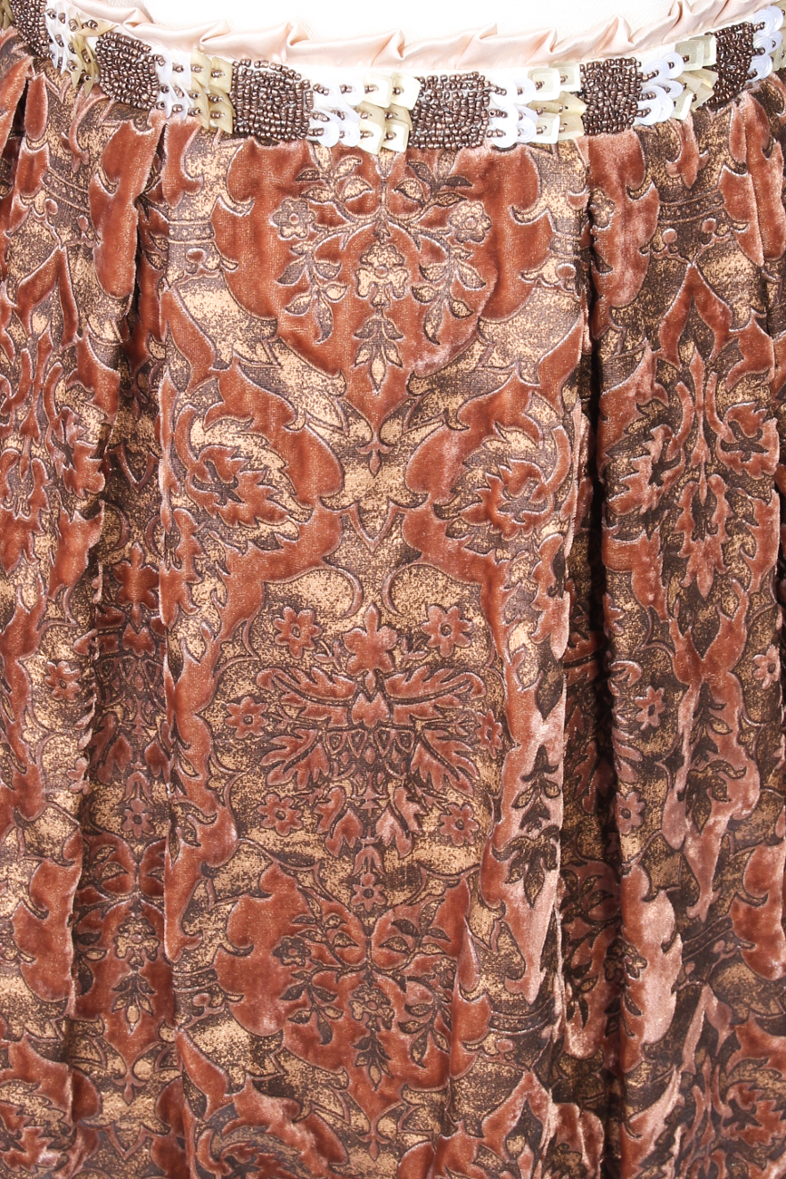 Robe avec des strass et brocart  Elena Perseil image 3