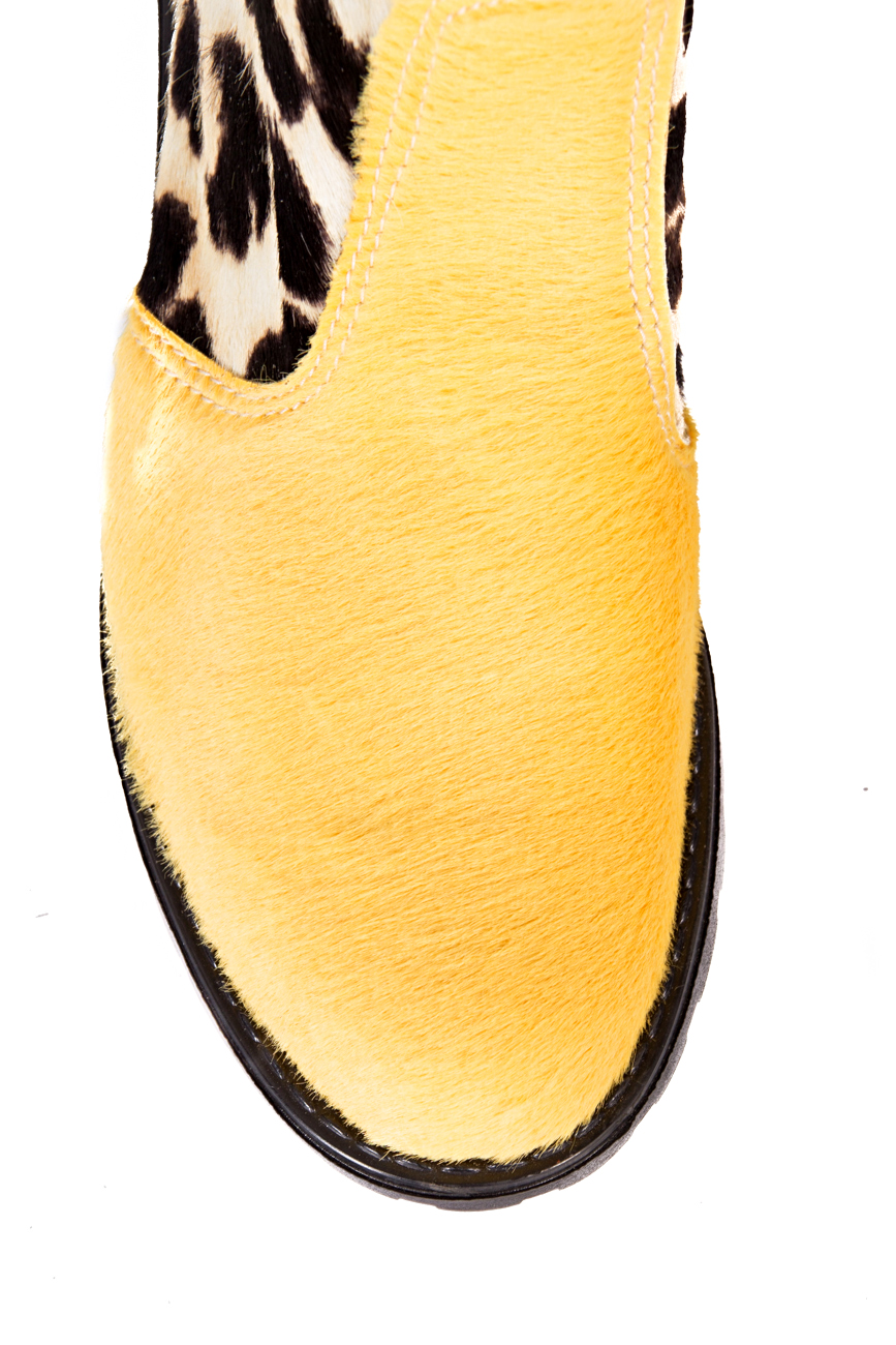 Bottes jaunes imprimé léopard  Giuka by Nicolaescu Georgiana  image 3