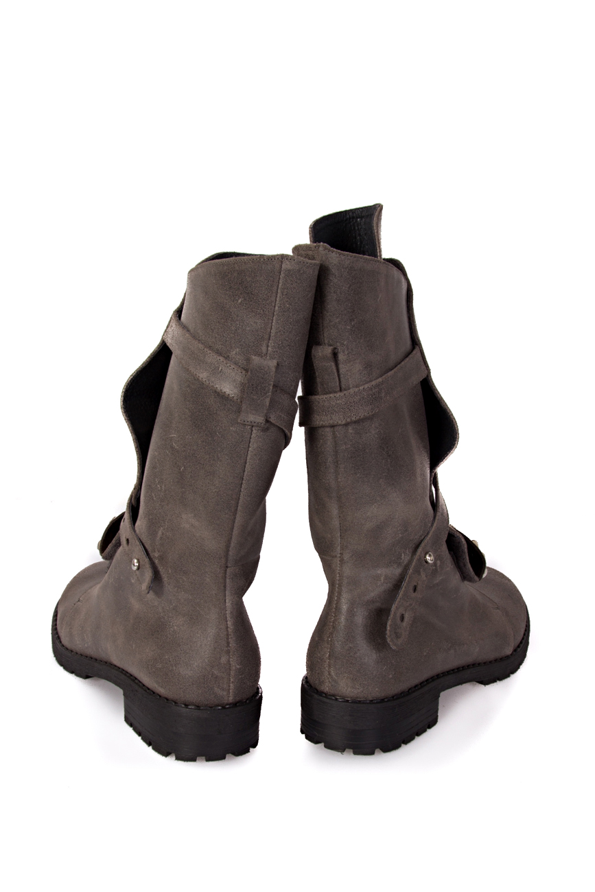 Boots en cuir ornées de clous Mihaela Glavan  image 2