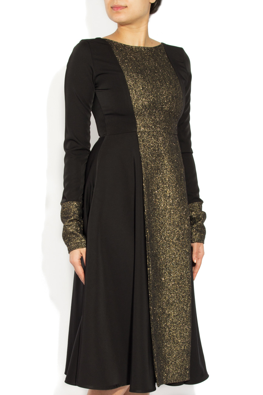 Robe noire avec empiècements dorés Simona Semen image 1