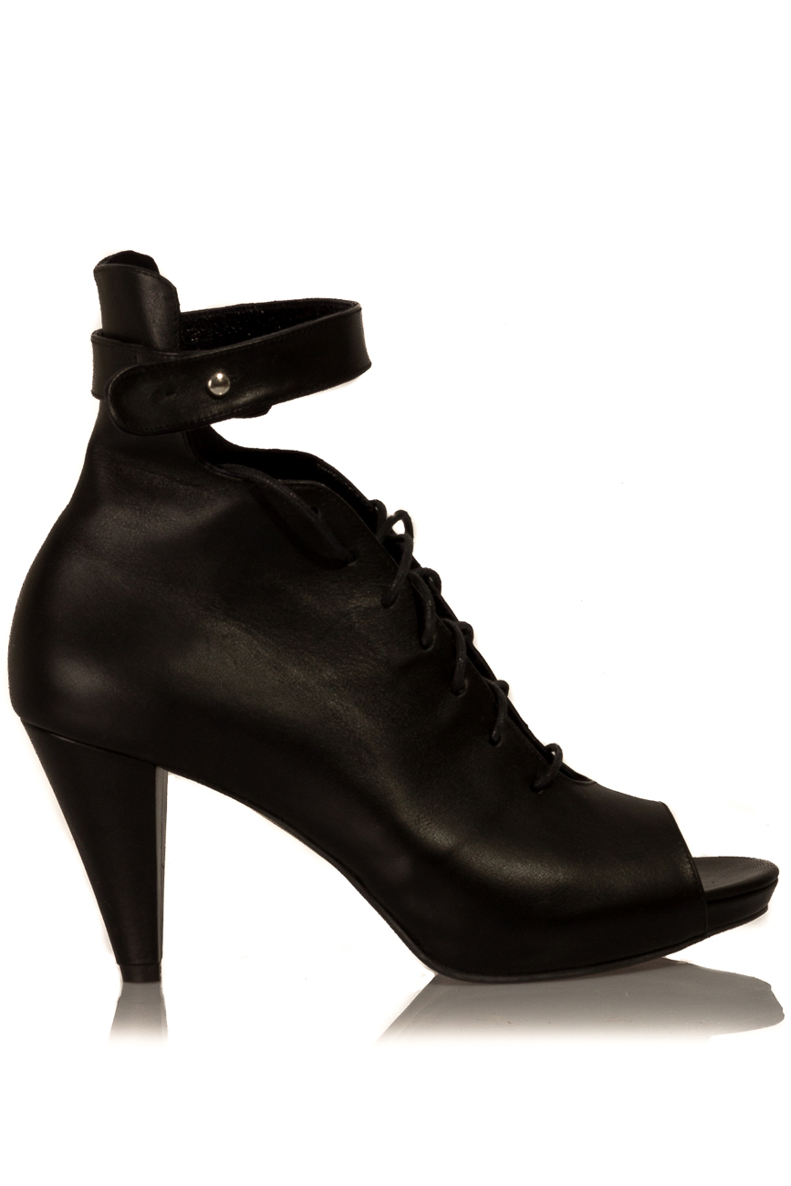  Black lace-up leather sandals Mihaela Glavan  image 0