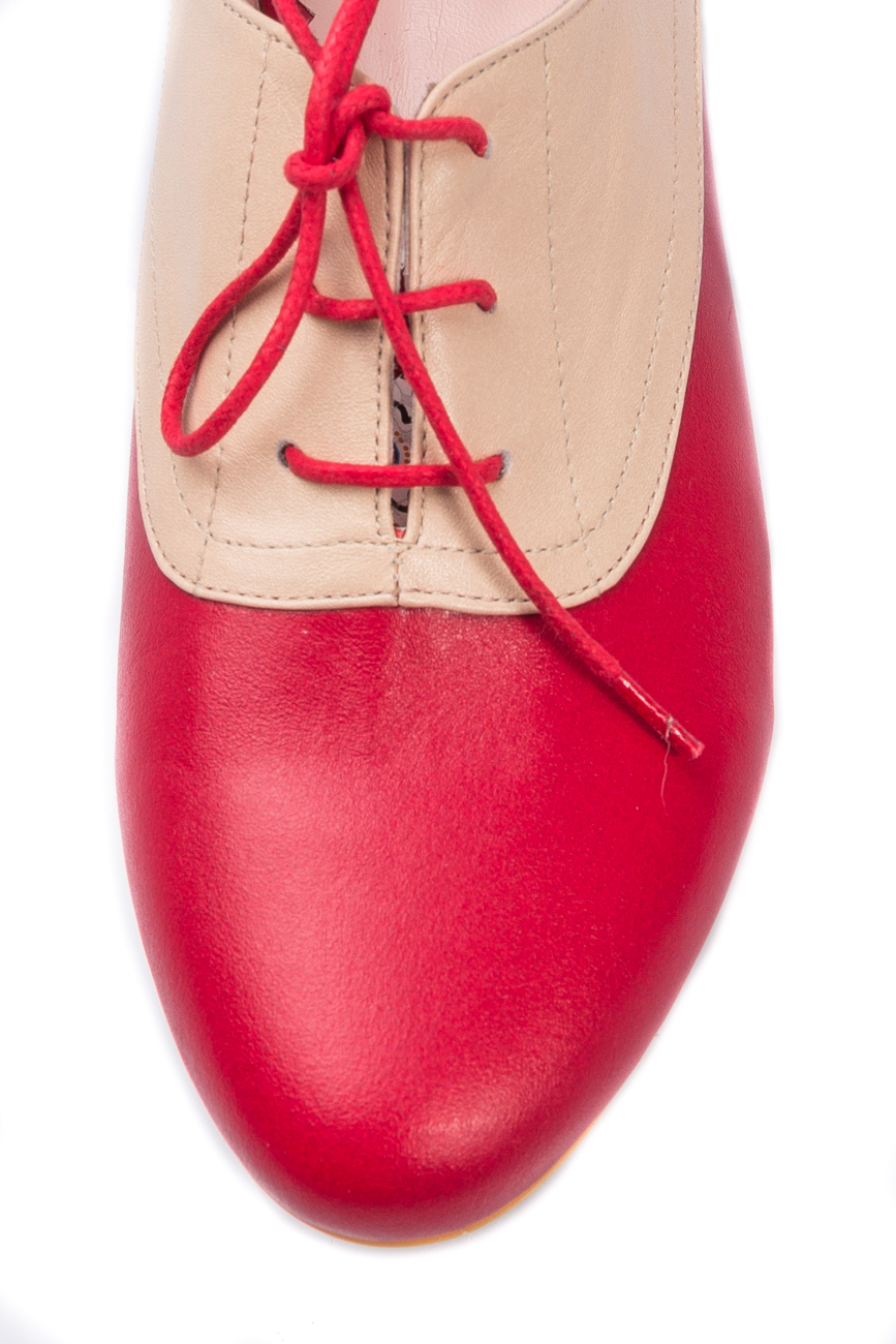 Scarlet Red Oxford shoes PassepartouS image 3