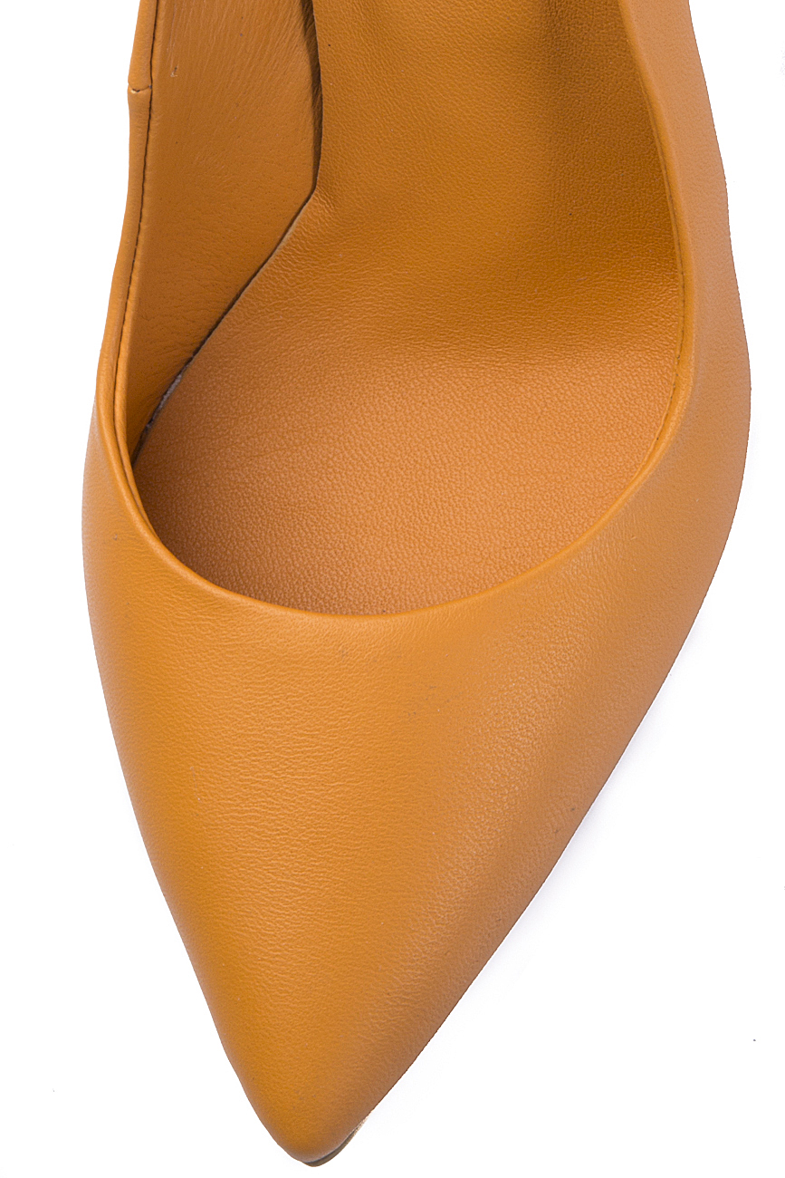 Escarpins en cuir orange Ana Kaloni image 3