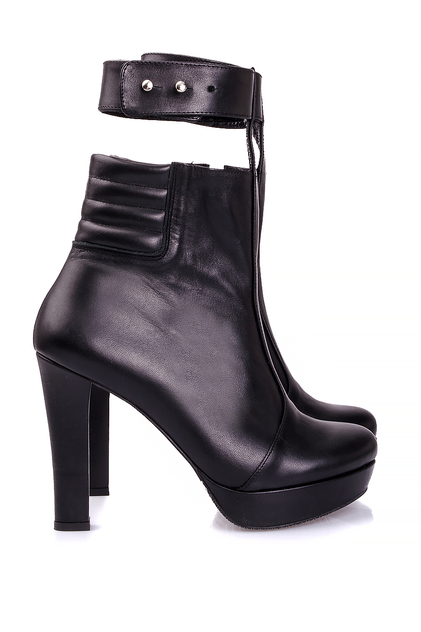 Black-trimmed leather ankle boots Mihaela Glavan  image 1