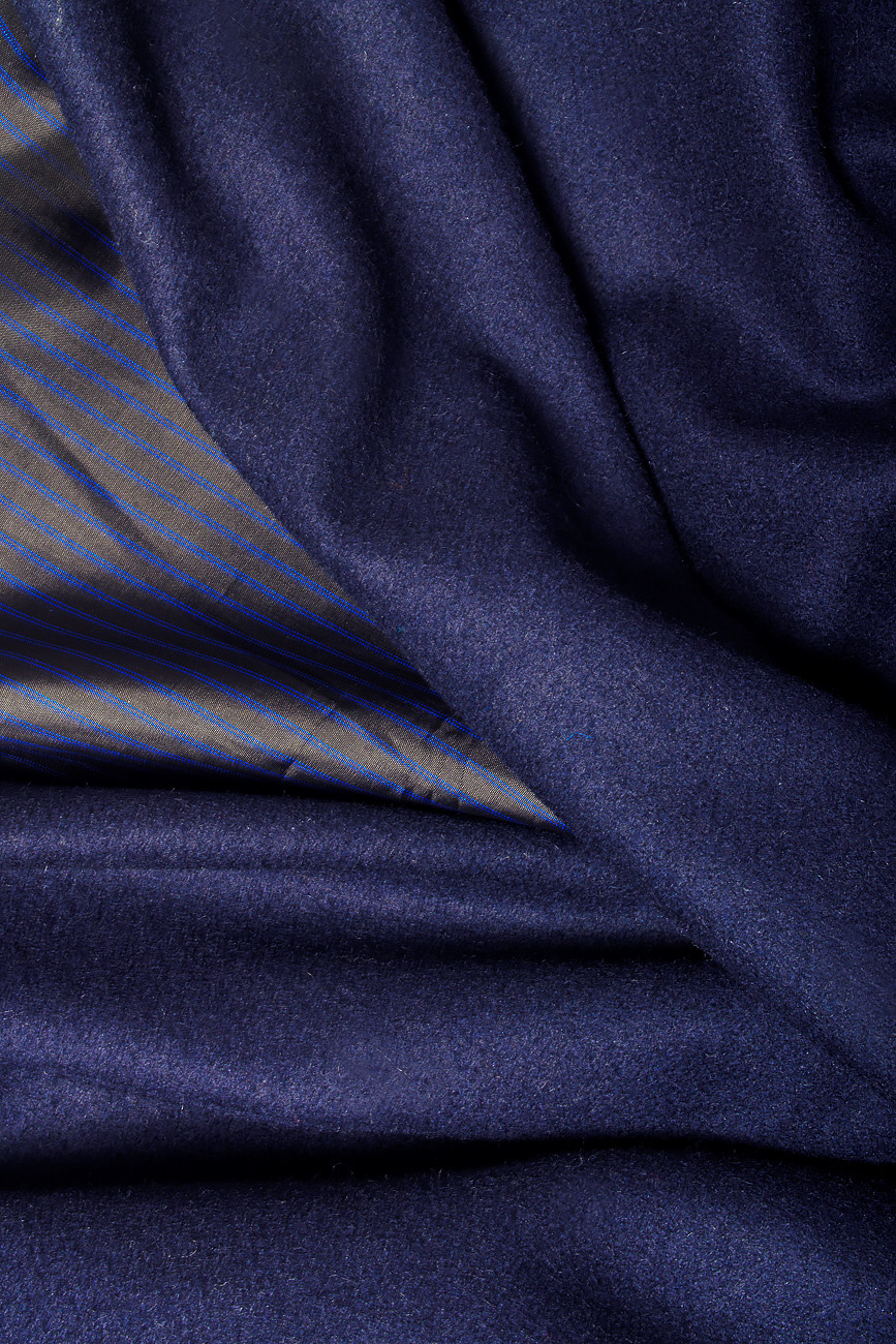 Palton din stofa de lana  Smaranda Almasan imagine 3