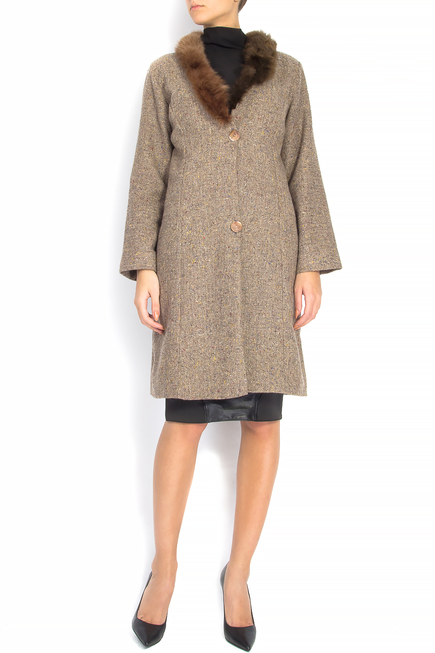 Palton din stofa de lana cu guler din blana B.A.D. Style by Adriana Barar imagine 0