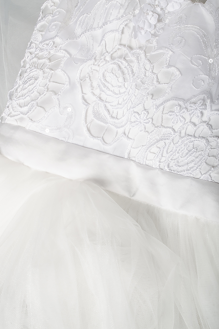 Robe de mariée en soie ornée de tulle et dentelle Elena Perseil image 4
