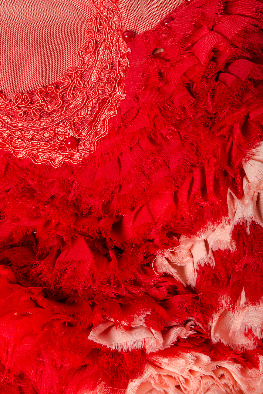 Embellished lace and veil mini dress Loredana Novotni image 3