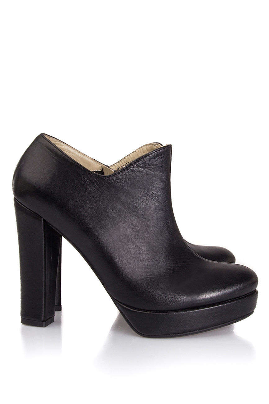 Leather ankle boots PassepartouS image 1