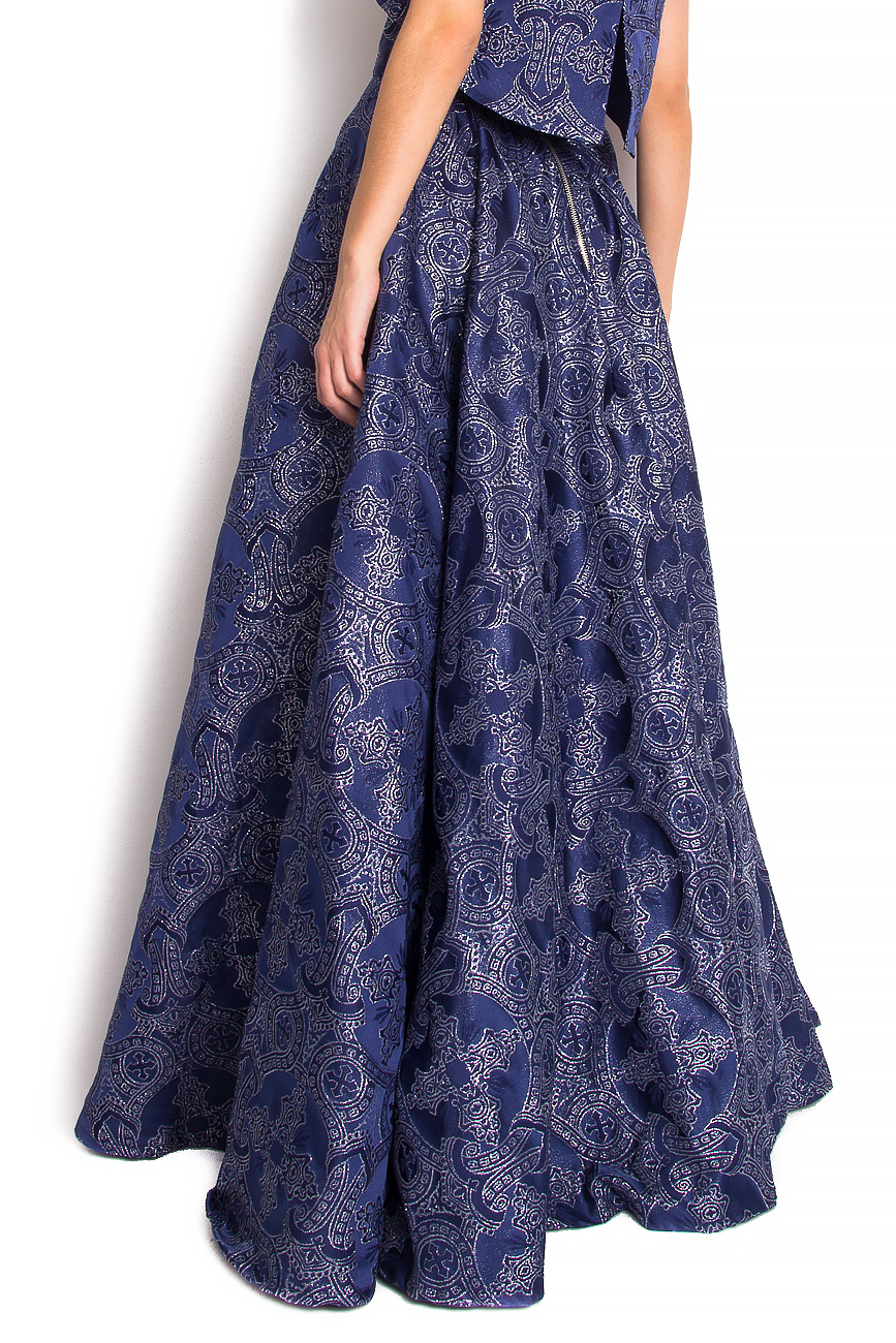 فستان من البروكارد كلوش image 2