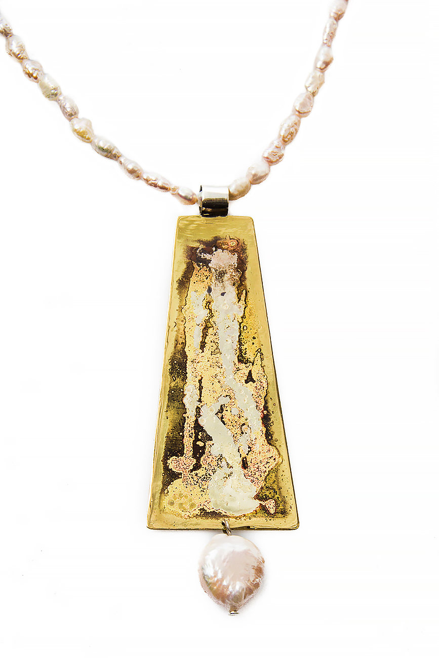 Collier médaillon en laiton, argent et perles Eneada image 1