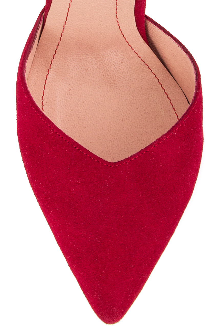 Escarpins en daim rouge avec brides aux chevilles Ana Kaloni image 3