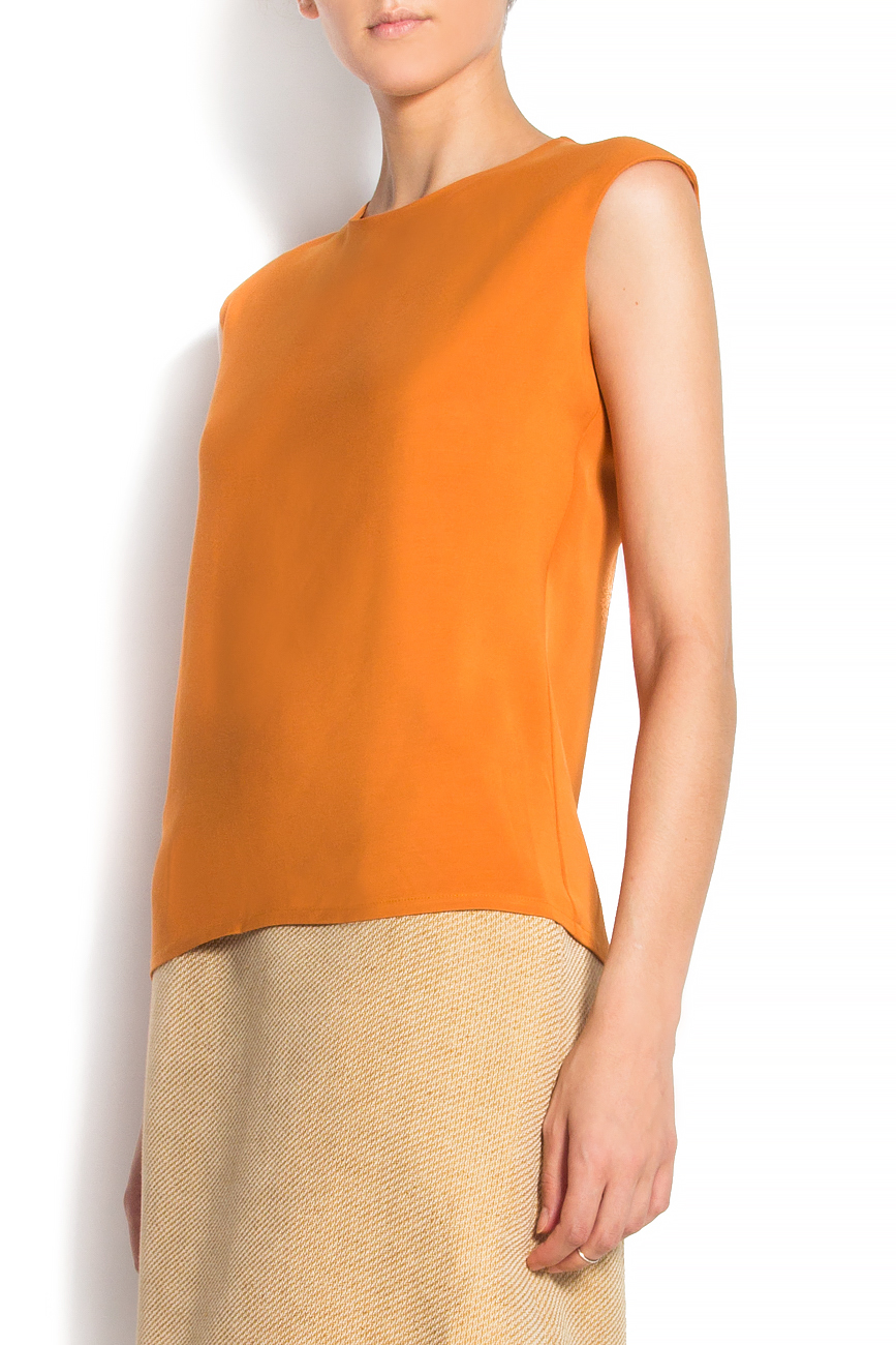 Haut orange en viscose Undress image 1