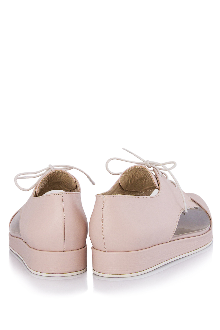 Pantofi din piele naturala cu insertii din PVC cu platforma Mihaela Glavan  imagine 2