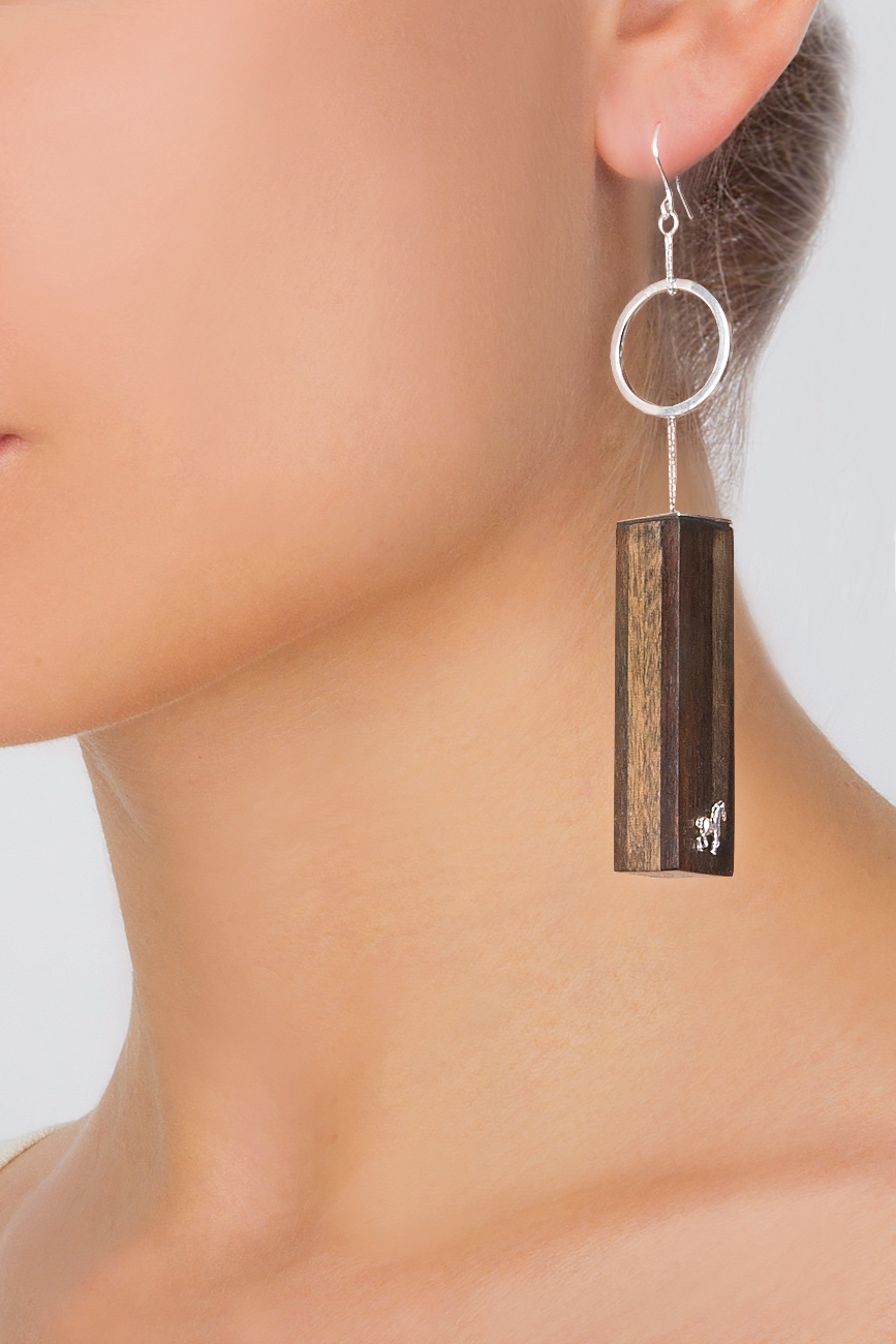 Handmade silver and wood earring Snob. image 3