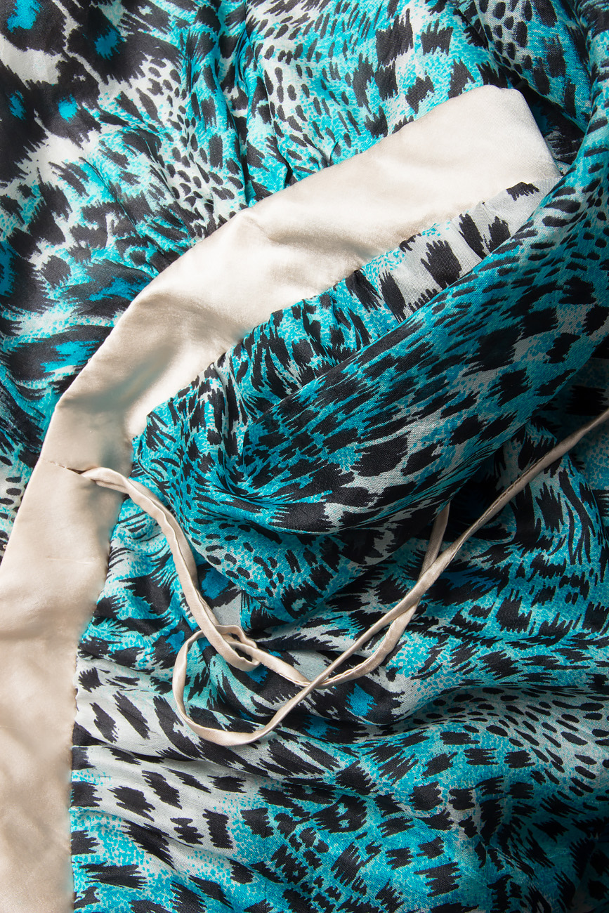 Robe longue en soie à motif léopard Elena Perseil image 3