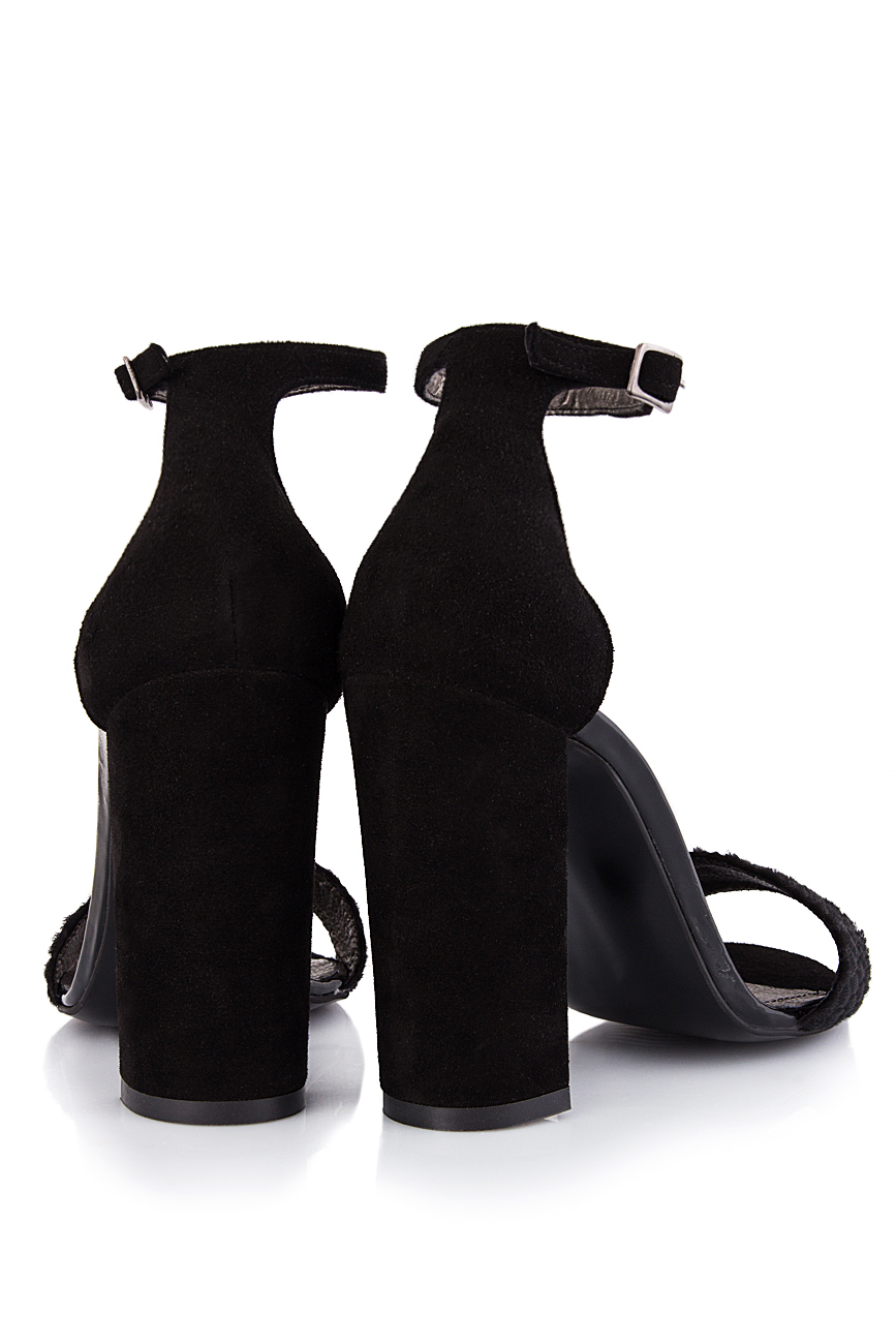 Sandales en daim noir et cuir texturé Ana Kaloni image 2