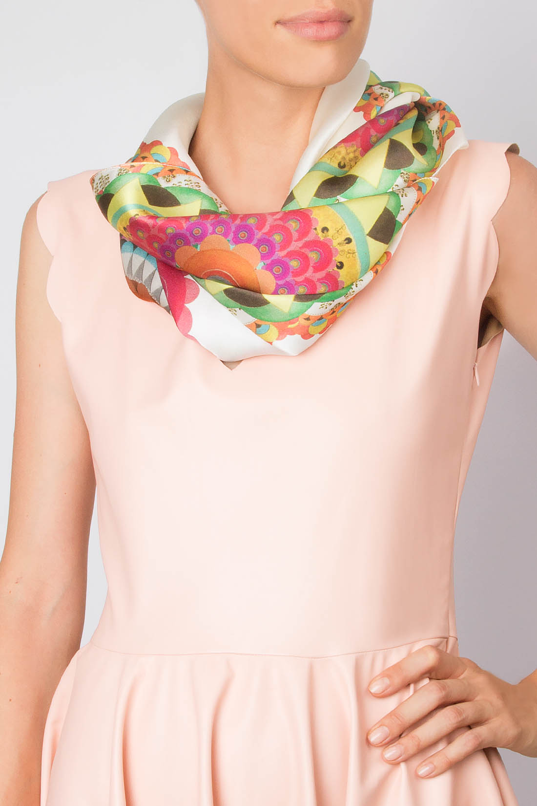 'Primavera' printed silk scarf Marie Nouvelle image 1