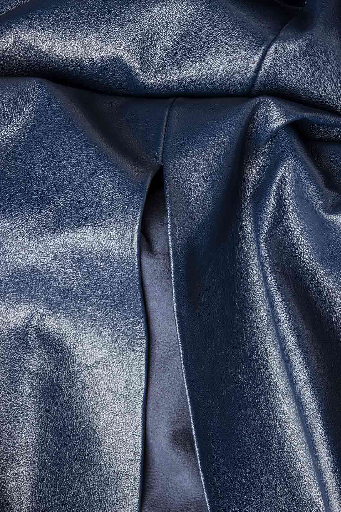Robe midi en cuir bleu Andra Andreescu image 3