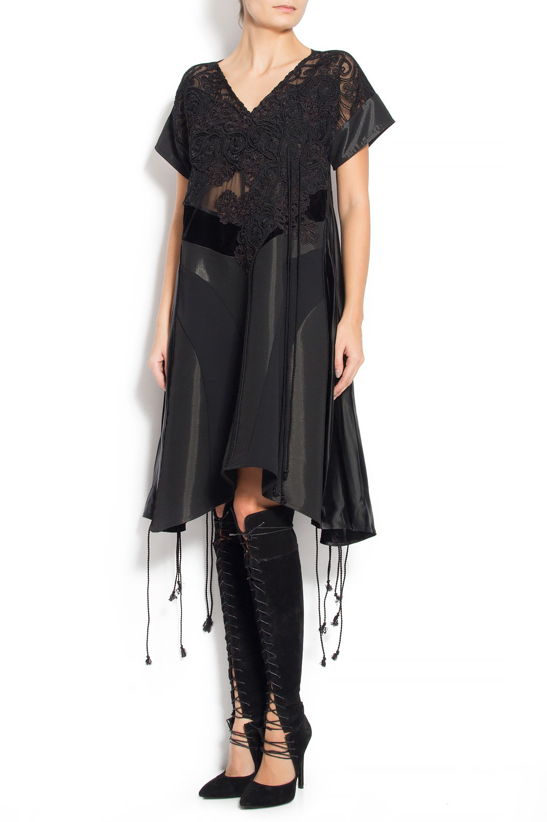 Rochie cu broderie manuala realizata din dantela si snur Anamaria Pop imagine 0