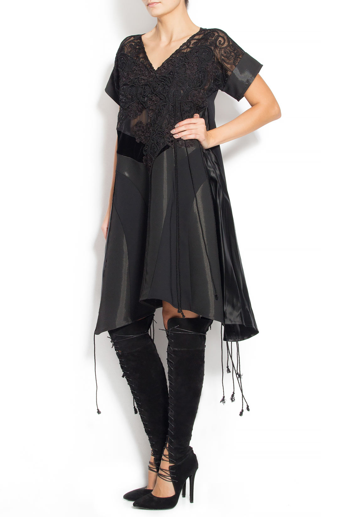 Rochie cu broderie manuala realizata din dantela si snur Anamaria Pop imagine 1