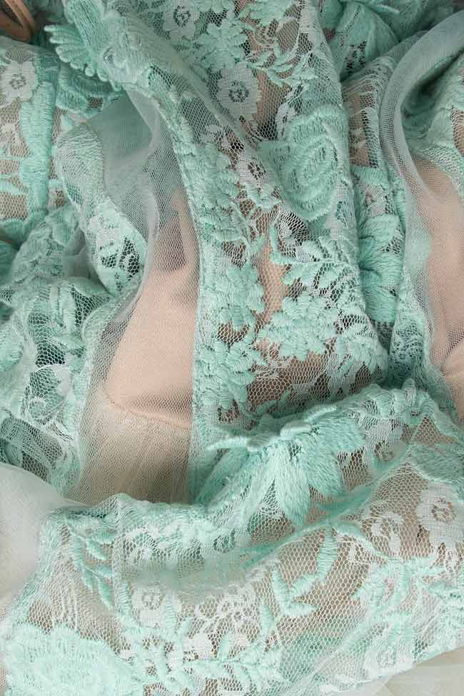Lace-appliquéd tulle gown Elena Perseil image 3