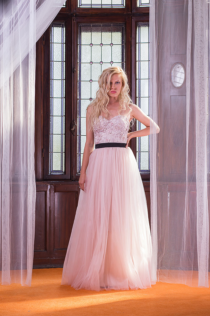 Lace and tulle-organza gown Elena Perseil image 3
