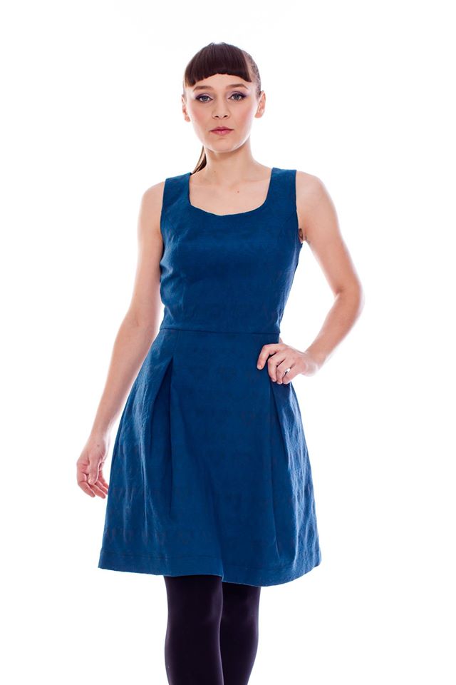 فستان من البروكارد  image 3