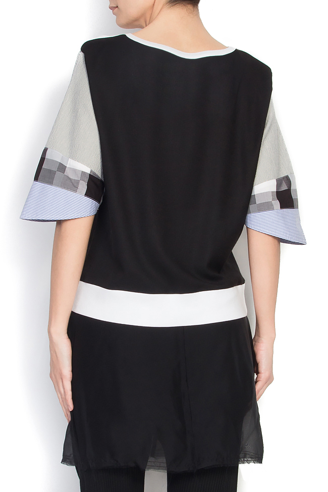 'Psiholog' crepe T-shirt with printed poplin insertions Crepe Black Collar image 2