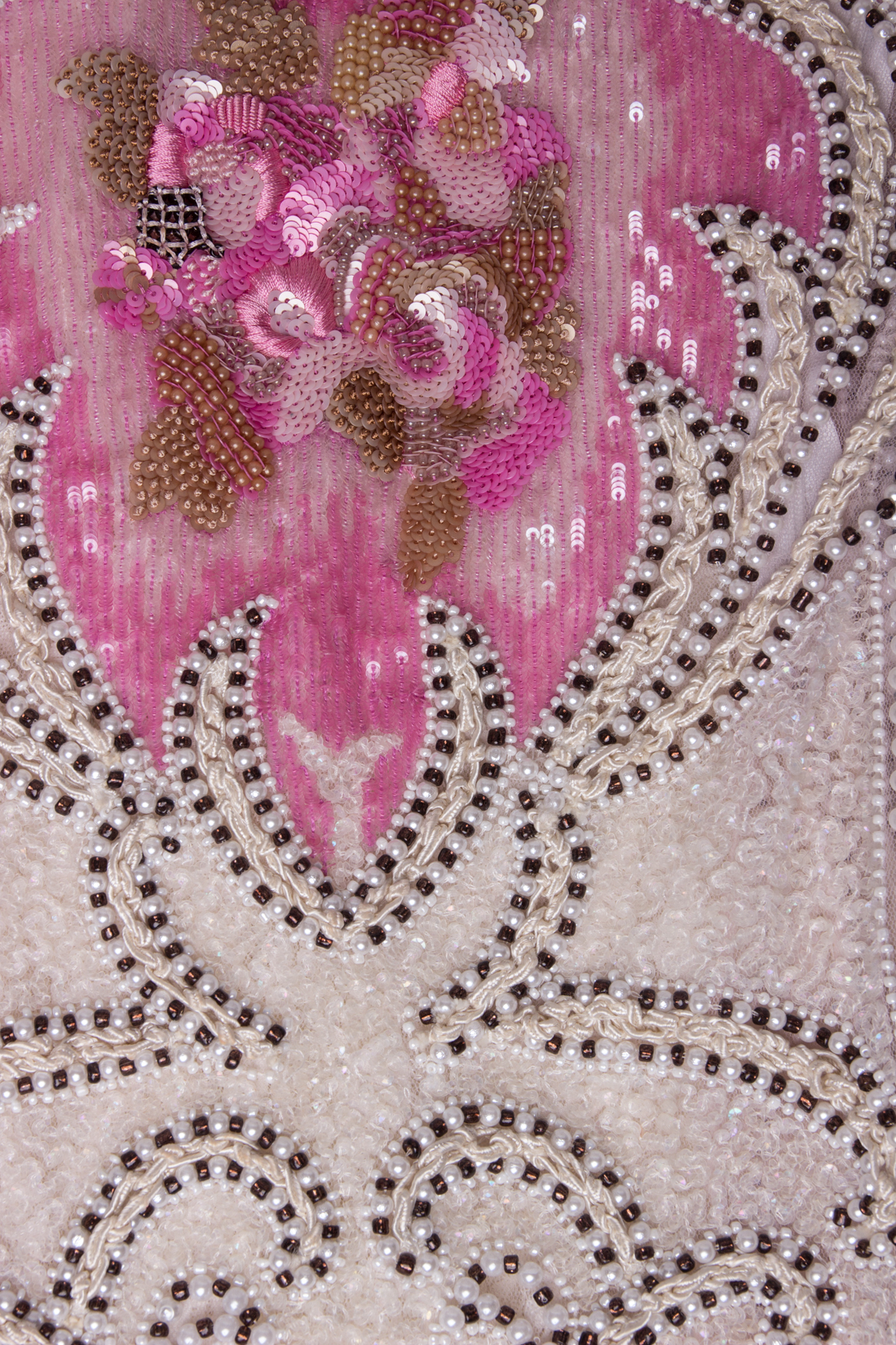 فستان من الحرير مطرز يدويا ايلينا بيرسيل image 3