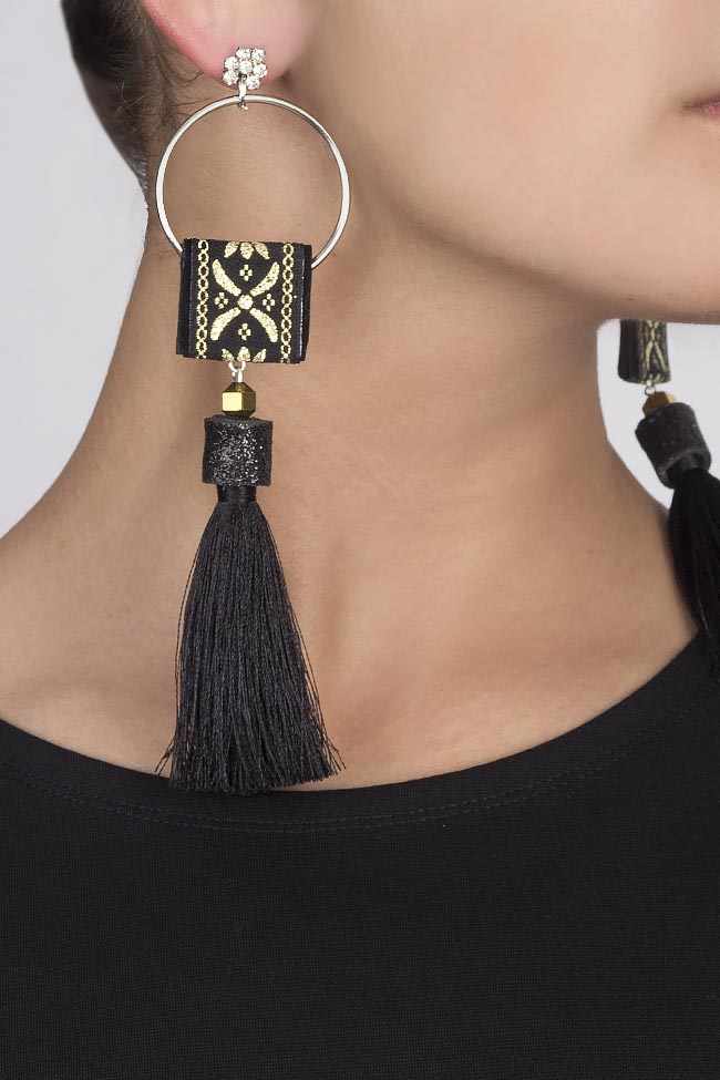 Tasseled silk folk clip earrings Bon Bijou image 3