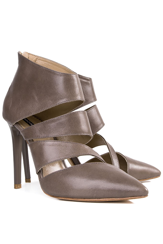 Cut-out leather ankle boots Hannami image 1