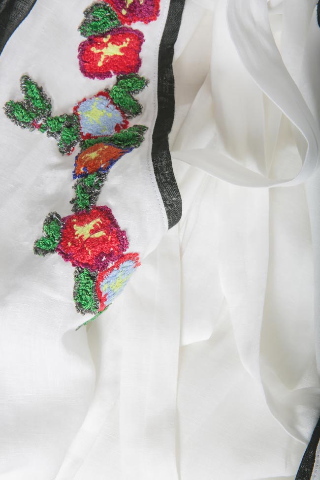Rochie din in cu broderie traditionala tesuta manual Izabela Mandoiu imagine 3