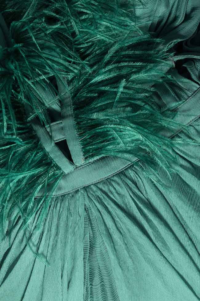 Robe en soie ornée de plumes BIRY Manuri image 3