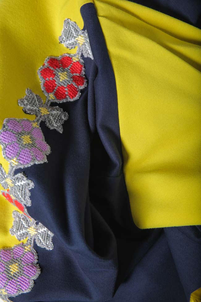 Rochie bicolora din bumbac cu aplicatie traditionala Izabela Mandoiu imagine 3