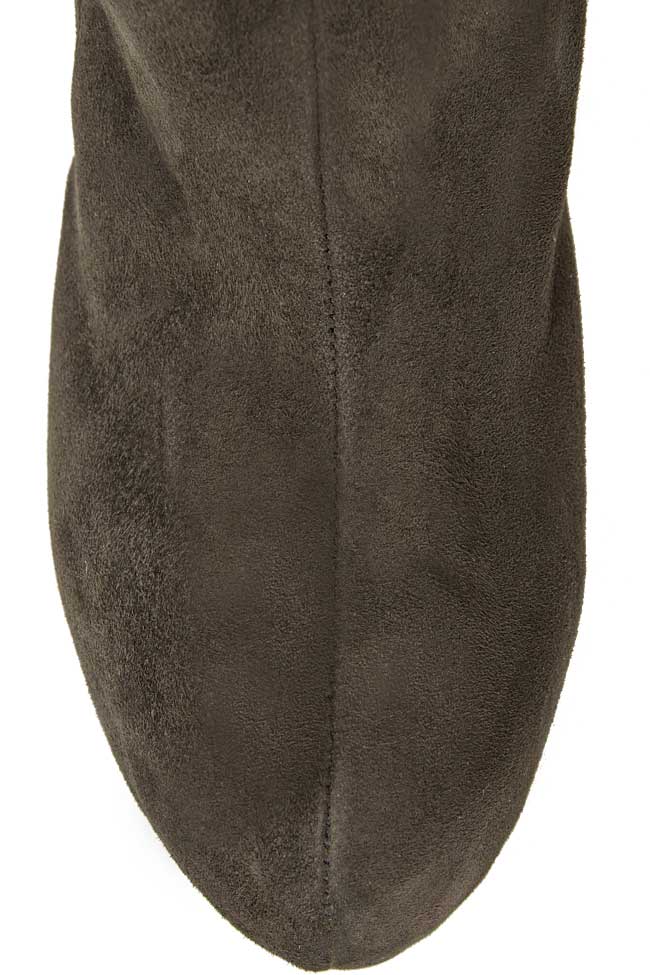 Suede ankle boots with rabbit fur insertions Ana Kaloni image 3