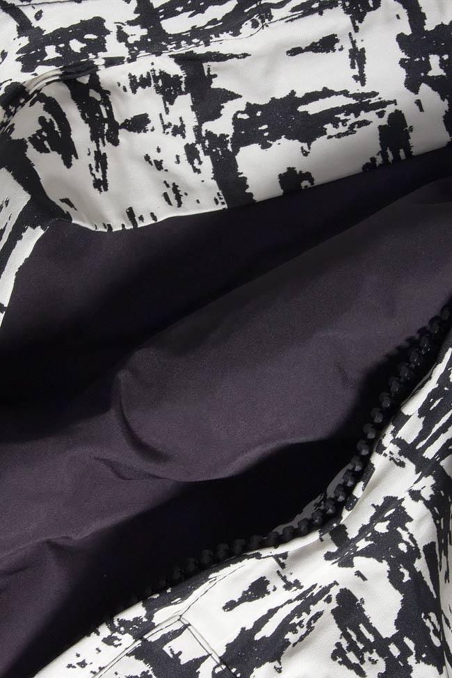 Jacheta din crep cu imprimeu alb-negru Daniela Barb imagine 3