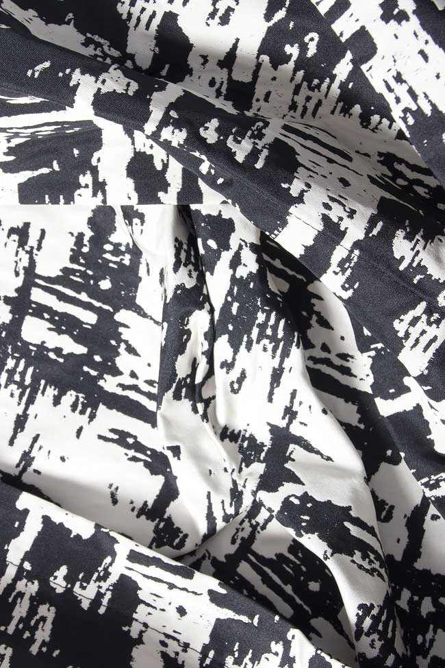 Black and white-print trench coat Daniela Barb image 5
