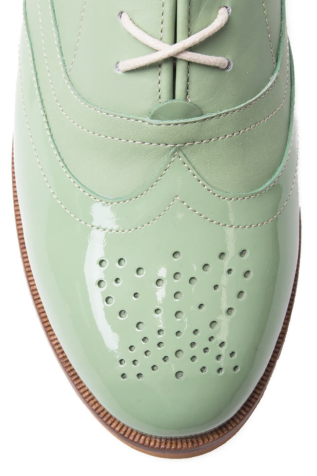 Pantofi din doua tipuri de piele tip Oxford EVERGREEN Cristina Maxim imagine 3