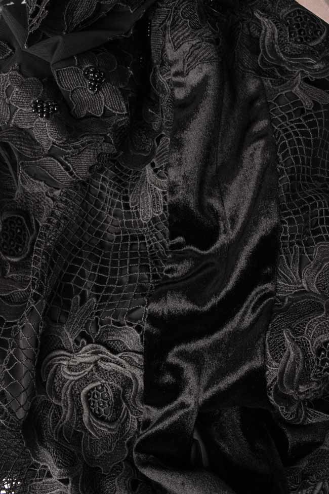 Robe longue en velours et dentelle Athena Bien Savvy image 3