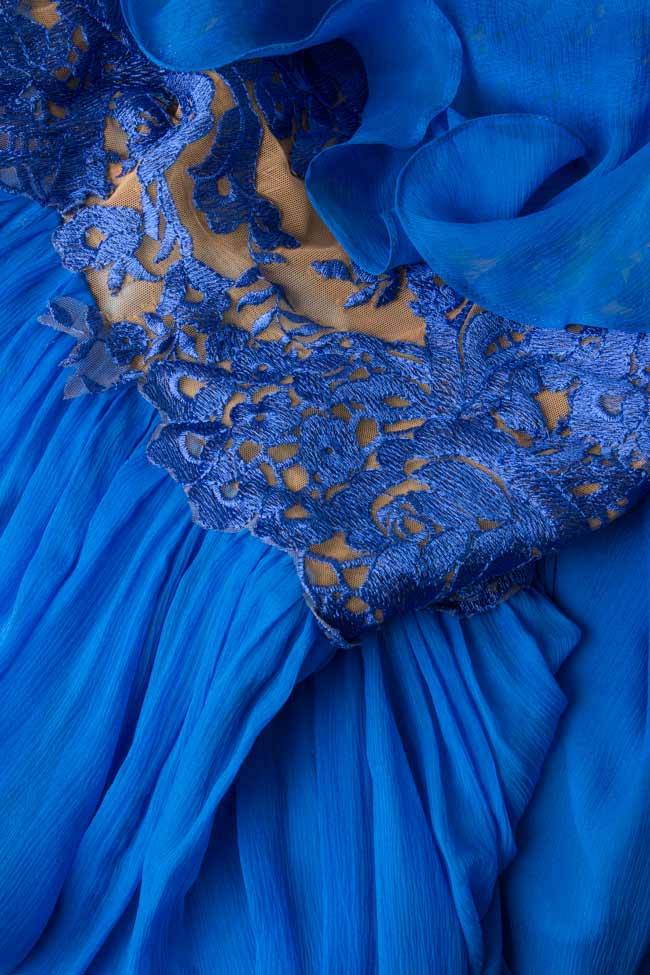 I love prosperity silk lace gown Bien Savvy image 3