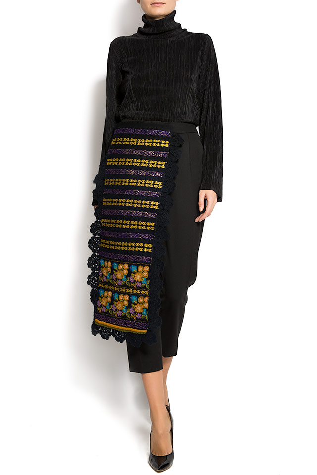 Pantaloni din stofa de lana cu catrinta traditionala romaneasca Izabela Mandoiu imagine 0