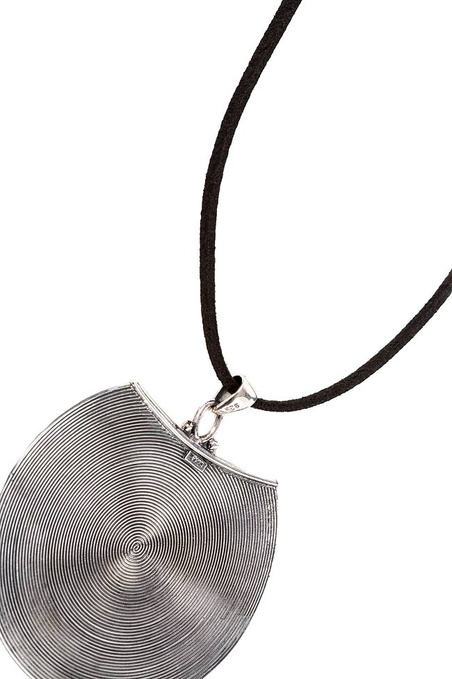 Colier din snur din piele cu pandantiv din argint masiv antichizat Vertigo Obsidian imagine 1