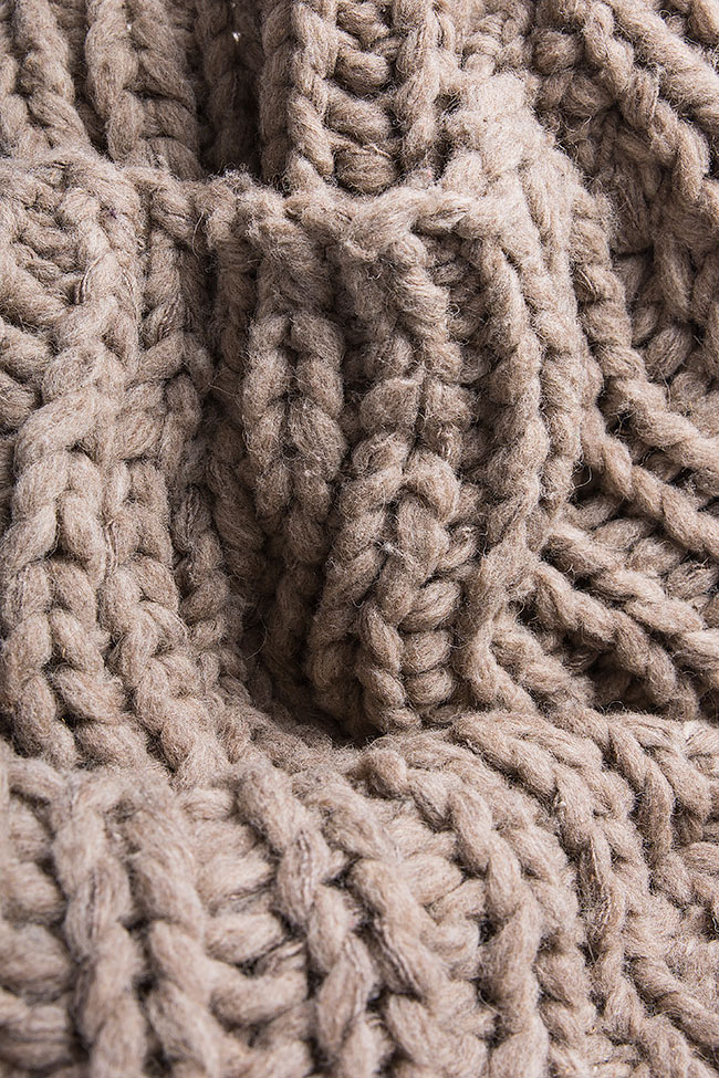 Pulover din lana tricotat manual CHUNKY Ioana Ciolacu imagine 3