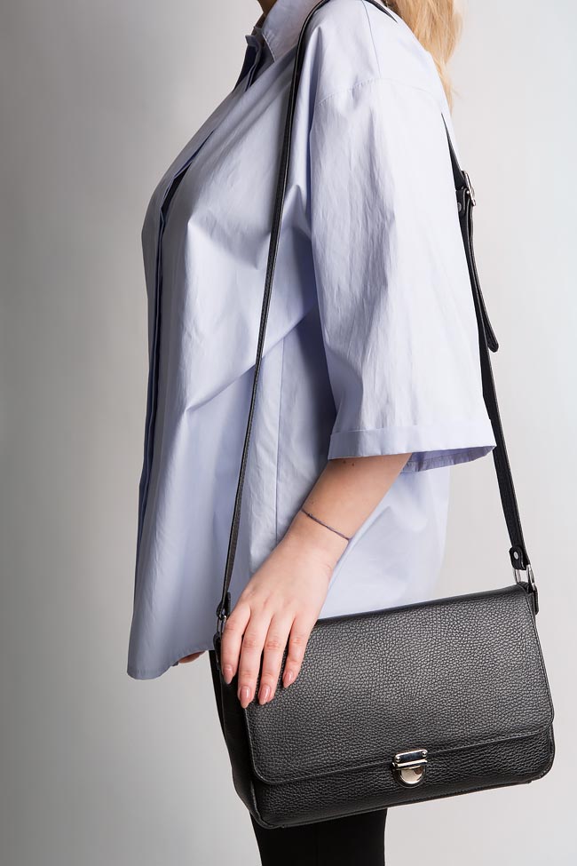 Small textured-leather shoulder bag Laura Olaru image 4