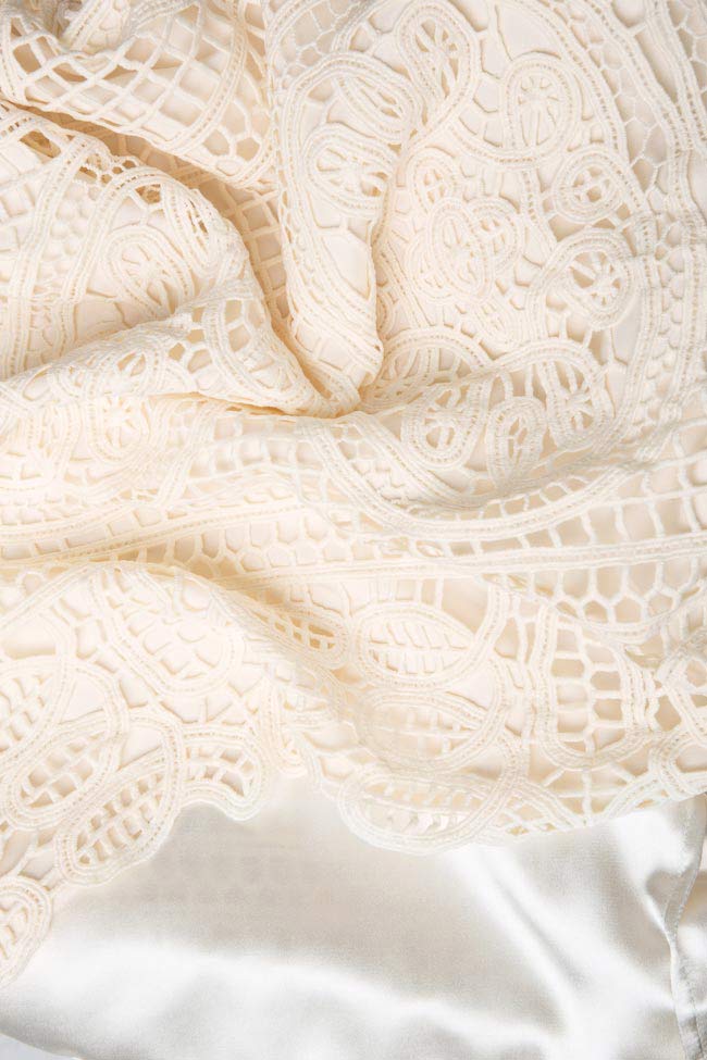 Crocheted lace skirt Carmen Ormenisan image 3