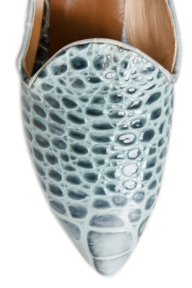 Croc-effect leather slippers Zenon image 3