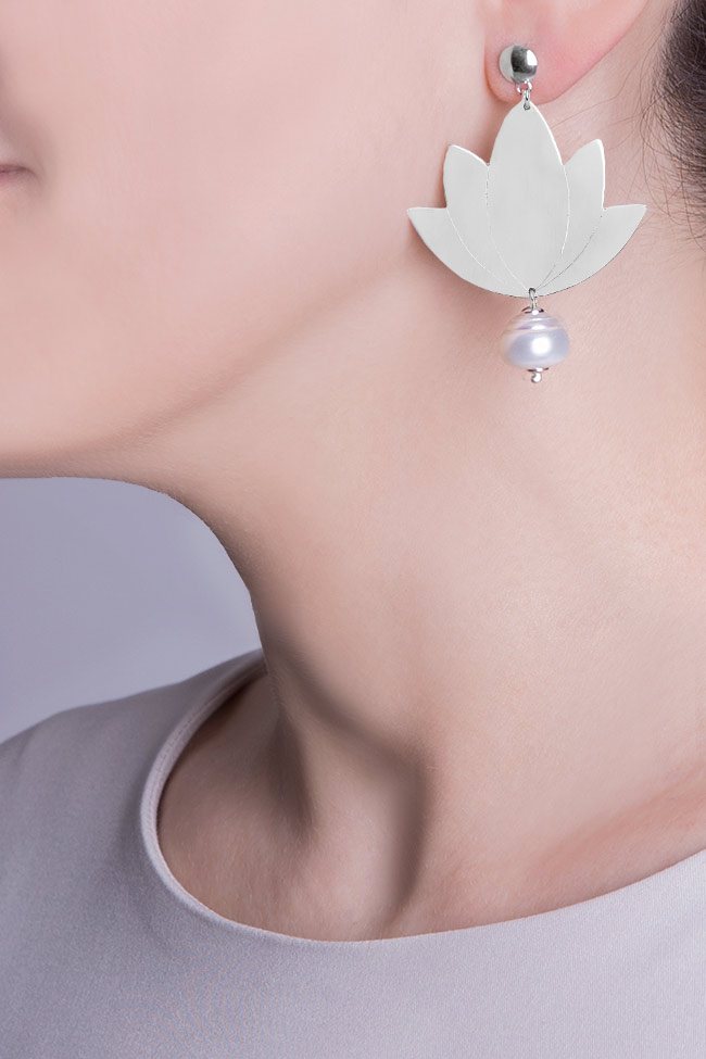 Silver and aluminum earrings with pearl LOTUS Eneada image 3