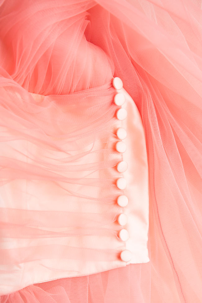 فستان من التيول ازاره ميريلا بيليغريني image 3
