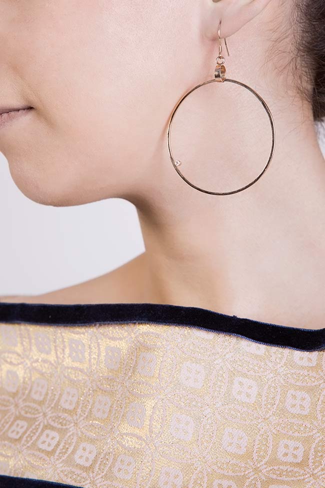 Circle Shape gold-tone earrings Moogu image 3